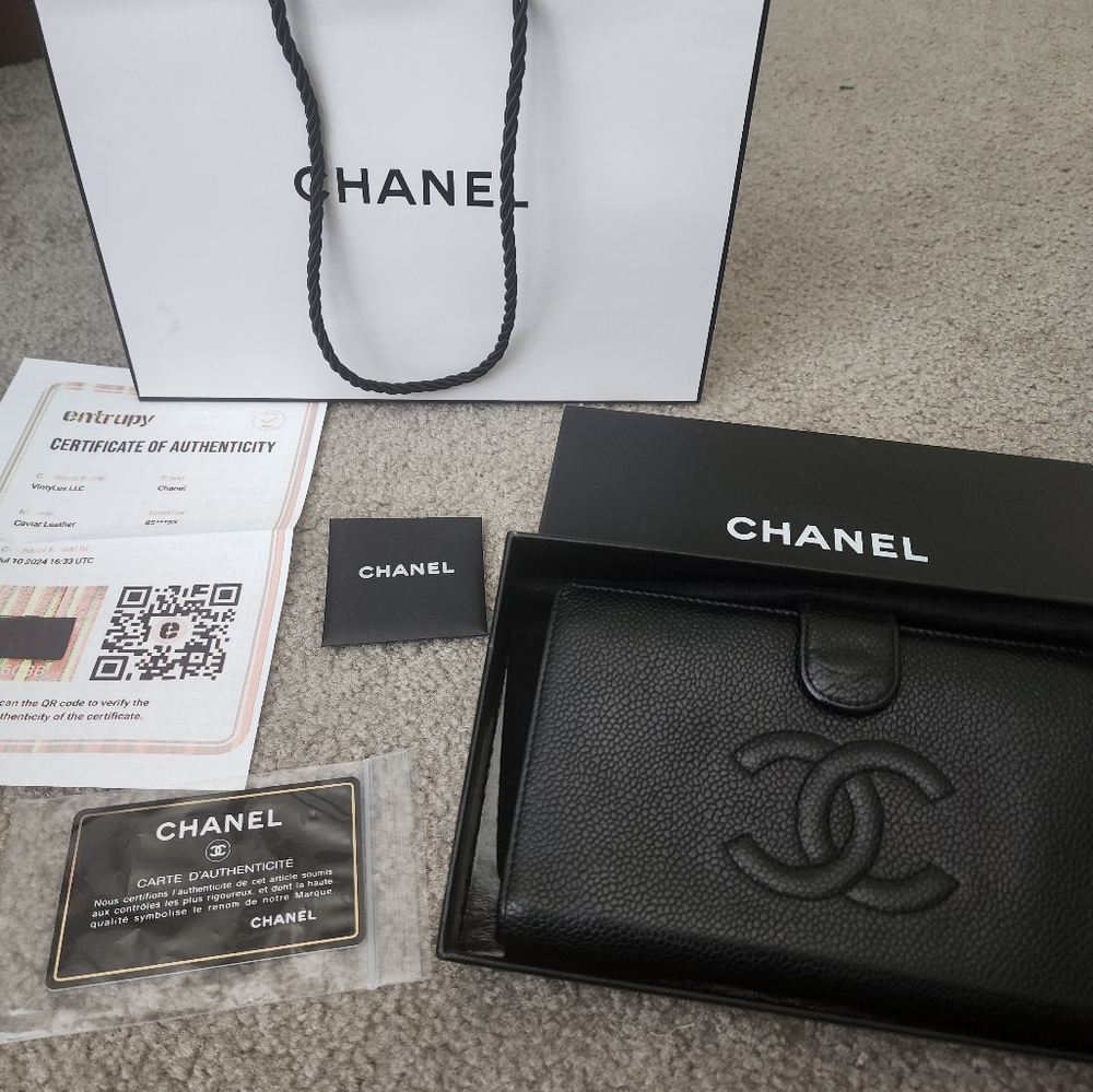 Chanel wallet - Picture 2 of 7